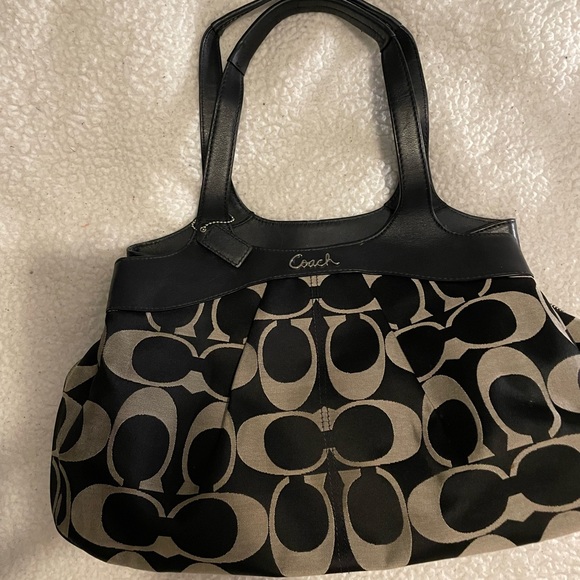Authentic Coach purse - Picture 1 of 3